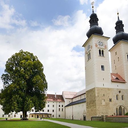 Jufa Hotel Stift Gurk Exteriér fotografie